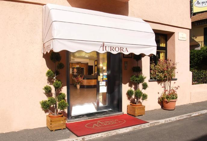 Hotel Aurora กาส์ตีจลิโอเน เดลลา เปสกายา ภายนอก รูปภาพ